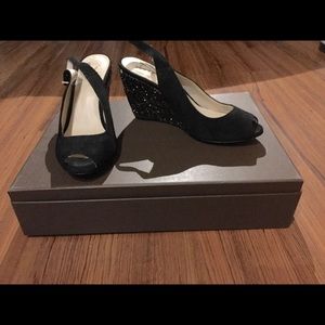 Vince Camino Peep toe wedge